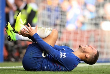 Hazard nguy cơ nghỉ 2 tuần, HLV Sarri đứng ngồi không yên