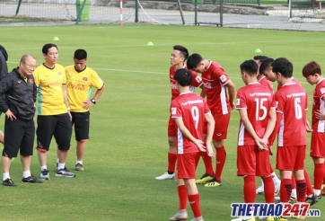 VFF chốt giá vé xem ĐT Việt Nam đấu AFF Cup 2018