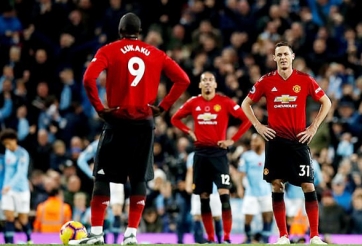 BXH Ngoại hạng Anh sau vòng 12: MU tiếp tục chìm sâu