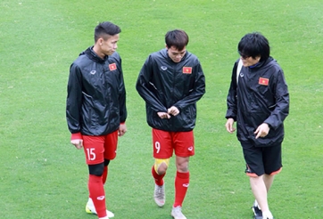 Ngọc Hải chạy đua với chấn thương trước trận chung kết lượt về