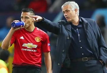 Sanchez phủ nhận cá cược về sự nghiệp của HLV Mourinho