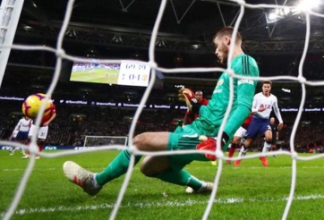 HLV Solskjaer: “De Gea có thể vượt Schmeichel và Van der Sar