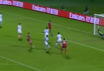 Bàn thắng vươn lên dẫn trước 2-1 của Li Băng