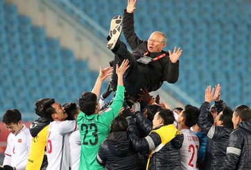 Việt Nam top 8 châu Á, HLV Park hồi hương dẫn ĐT Hàn Quốc?