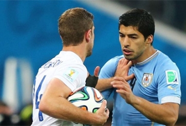 Sao Liverpool muốn giết chết Luis Suarez