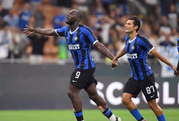 NÓNG: Cầu thủ nguy kịch vì Covid19, Serie A hoãn 3 trận