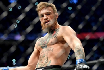 VIDEO: 'Gã điên' McGregor và khoảnh khắc lên đỉnh lần đầu tại UFC