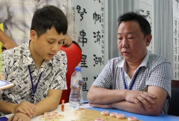 Đại chiến cờ tướng Việt-Trung: Nhà cựu vô địch Việt Nam đấu Phong vũ giang hồ lộ