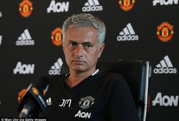 Mourinho bất ngờ lên tiếng 'bênh' học trò cưng