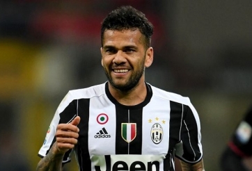 Dani Alves 'tố' Real từng được trọng tài hậu thuẫn