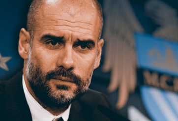 Pep Guardiola bất ngờ thấy 'khó ở' tại Manchester