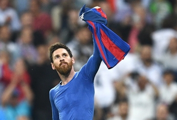 Messi bất ngờ lên tiếng chuyện 'đi hay ở'
