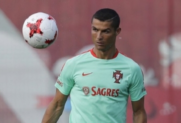 Ronaldo bất ngờ ra 'yêu sách' để ở lại Real