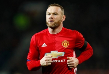Vừa mới hắt hủi, MU đã vội mời Rooney trở lại