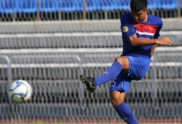 Đức Chinh bị HLV Hữu Thắng nhắc nhở