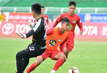 Văn Thanh đá cặp tiền với Công Phượng trận gặp CLB TP.HCM?