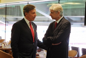 Ông chủ lên tiếng, Arsenal sa thải HLV Wenger?