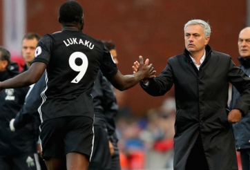 Tin HOT MU: Mourinho có động thái sốc với fan đội nhà