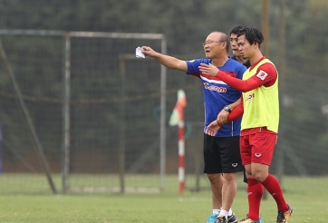 Công Phượng bị 'phạt' trong buổi tập đầu tiên của ĐT VN? 