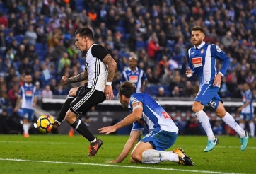 Kết quả bóng đá hôm nay 20/11: 'Ngựa ô' bỏ xa Real trên BXH