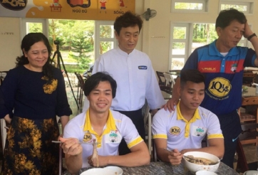 Thực đơn 'Hàn Quốc' của Công Phượng và đồng đội có những gì?