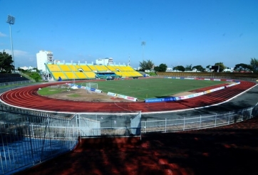 Báo Anh chỉ tên SVĐ 'điên rồ và kỳ quặc' nhất Việt Nam