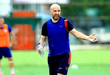 HLV từ Bundesliga nộp đơn xin việc tại một CLB ở V.League