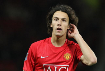 HLV Sir Alex nói gì về 'bom tấn' từng đá cho MU của Công Vinh?