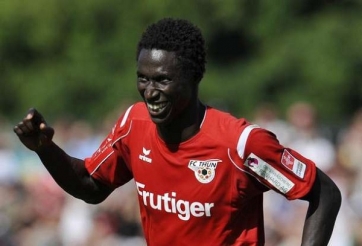 Tiền đạo từng đá Champions League muốn khoác áo ĐT Việt Nam