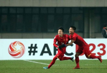 Phan Văn Đức: 'Tôi chỉ biết đá chết bỏ vì lá cờ Việt Nam'