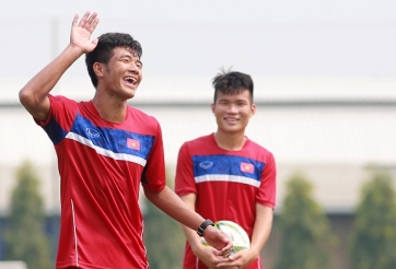 Cầu thủ U23 Việt Nam tập luyện xuyên kỳ nghỉ tết 