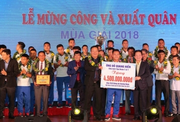 Công Phượng được vinh danh; ĐKVĐ V.League nhận cơn mưa tiền thưởng