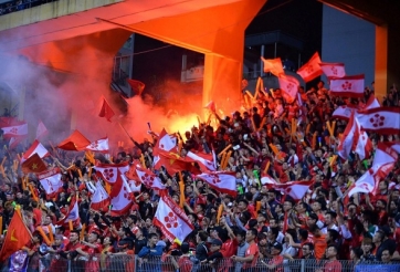 'CĐV Hà Nội trà trộn đốt, không phải người Hải Phòng đốt pháo sáng'