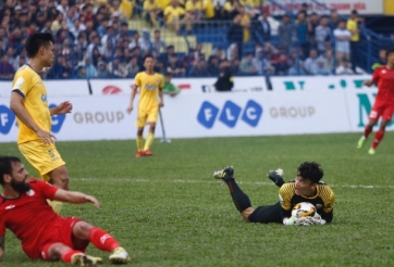 HLV FLC Thanh Hóa hết lời khen ngợi thủ thành U23 Việt Nam