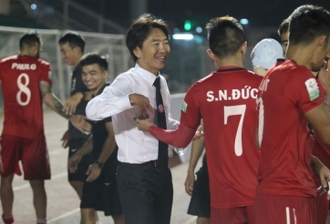HLV Miura và dàn bom tấn của Công Vinh sẽ nhận án phạt vì 'đá xấu'