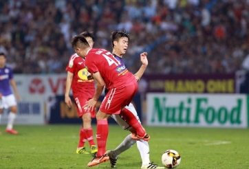 Chuyên gia: 'Hậu vệ HAGL không cố ý đá xấu Duy Mạnh'