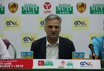 Cầu thủ Thanh Hóa: 'Chúng tôi chỉ ra ngoài uống nước cam'