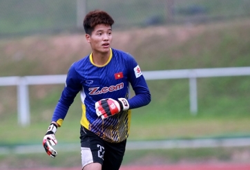 Bắt Penalty như Tiến Dũng, Minh Long giúp Hà Nội đánh bại Đắk Lắk