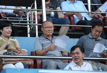 HLV Park Hang Seo xúc động với hành động rất đẹp của Duy Mạnh