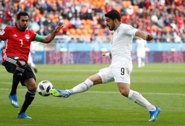 Suarez gây thất vọng, Uruguay vẫn đánh bại Ai Cập