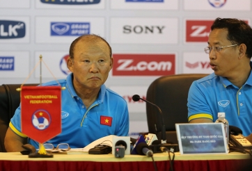 Trợ lý U23 VN: 'Lo HLV Park về Hàn Quốc, nên tôi làm điều này...'