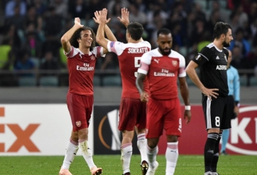 Sao trẻ tỏa sáng, Arsenal thắng đậm Qarabag 