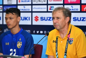 HLV Thái Lan: 'Chúng tôi có 1 tiền đạo khiến đối thủ nể sợ'