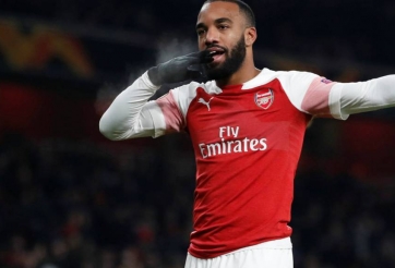Arsenal thắng nhẹ nhàng Qarabag trên sân nhà