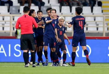 Messi Thái Lan cầm đầu vụ 'phản thầy' Rajevac