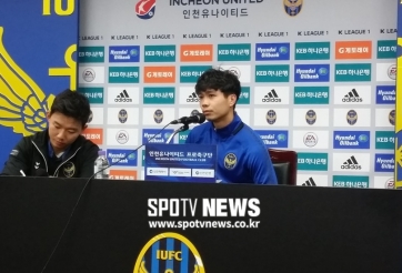 Công Phượng nói gì khi được vào sân đúng 1 phút?