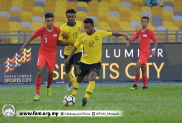 VIDEO: Á quân AFF Cup 2018 thua 'sốc' Singapore trên sân nhà