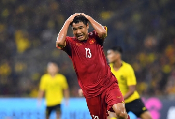 Hà Đức Chinh báo tin buồn cho HLV Park Hang Seo trước King's Cup