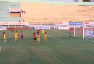 Hồng Lĩnh Hà Tĩnh nhận thất bại trên sân của Long An