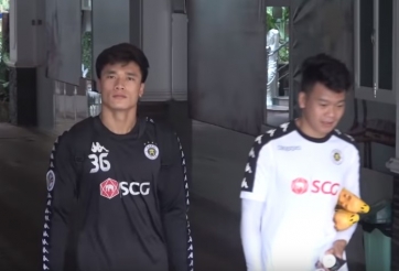 VIDEO: Những khoảnh khắc đáng yêu của Tiến Dũng và đồng đội